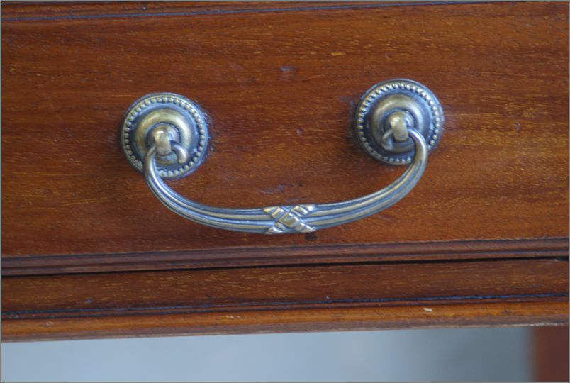 3053 Antique Edwardian Writing Table detail (5)
